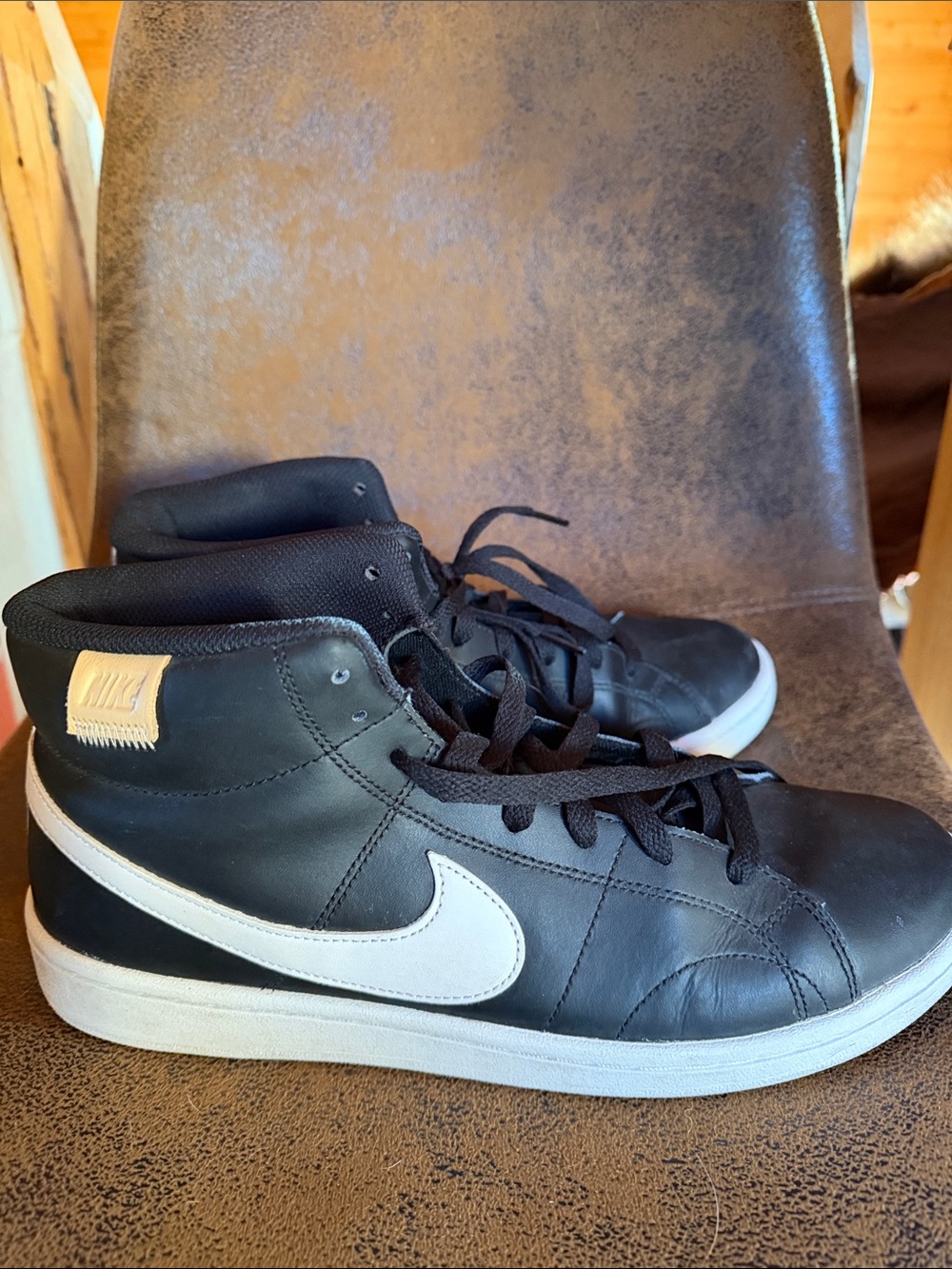 Nike Men’s Black High-Top Sneakers